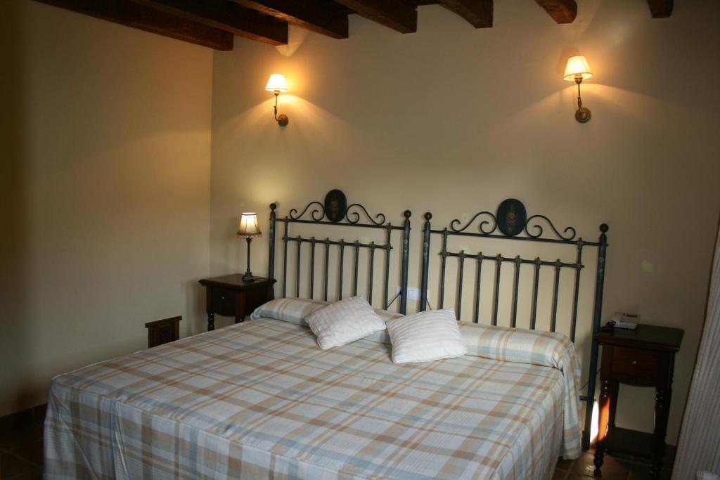 Hotel Posada Molino Del Cubo San Esteban Del Valle Pokoj fotografie